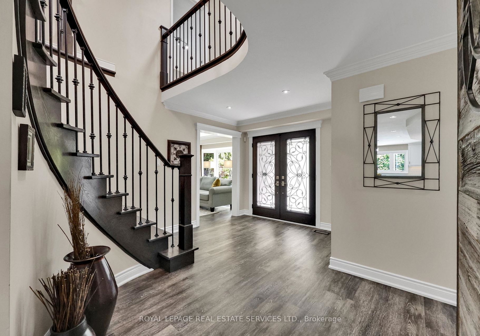 1311-fieldcrest-lane-e-e-oakville-ontario-w12306667