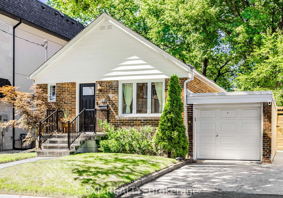 22-yorkview-drive-etobicoke-ontario-w12306717