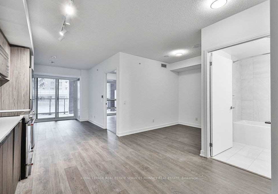 30-samuel-wood-way-etobicoke-ontario-w12307105