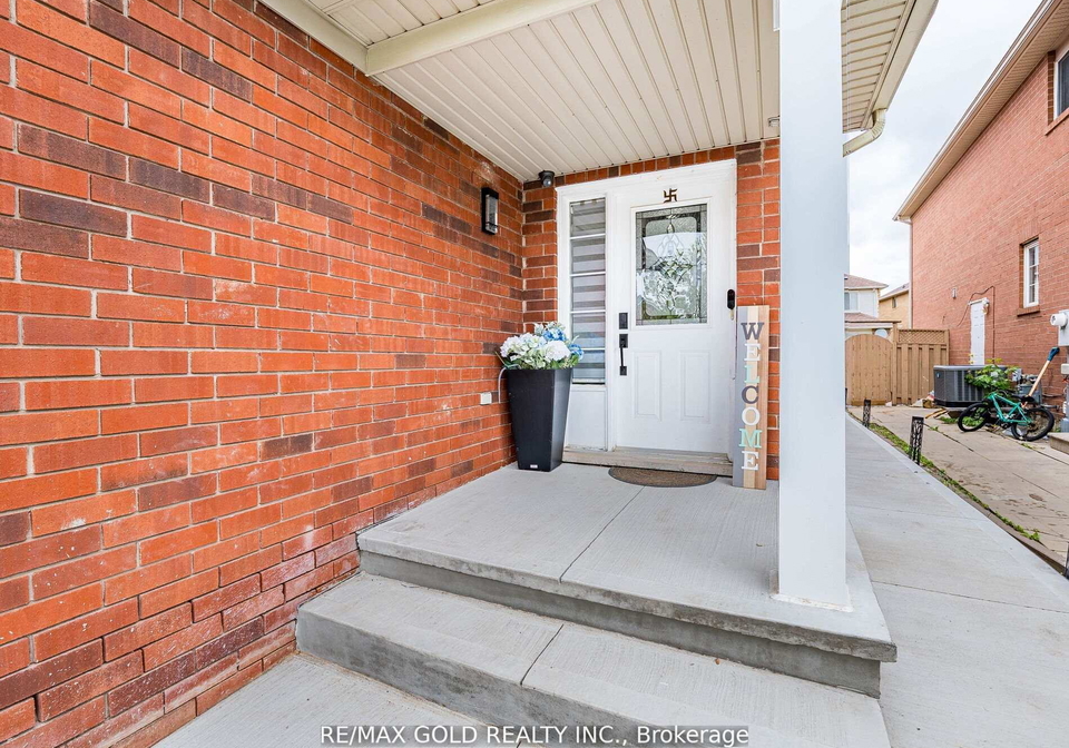 7-dunlop-court-brampton-ontario-w12307191