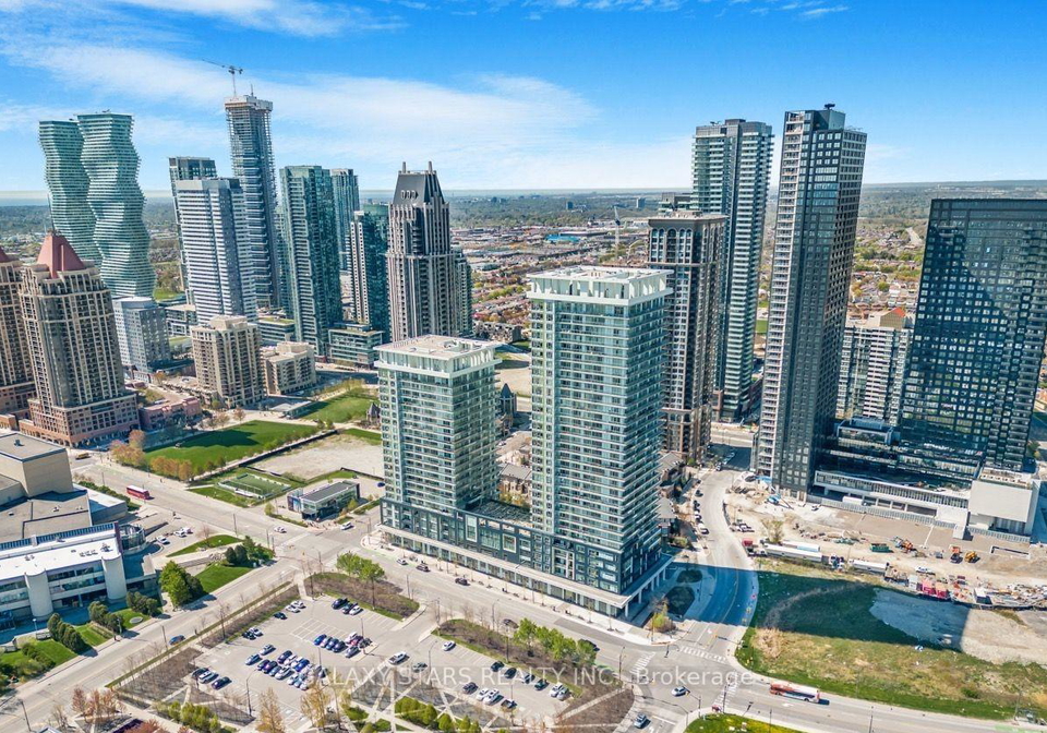 360-square-one-drive-s-s-mississauga-ontario-w12307286