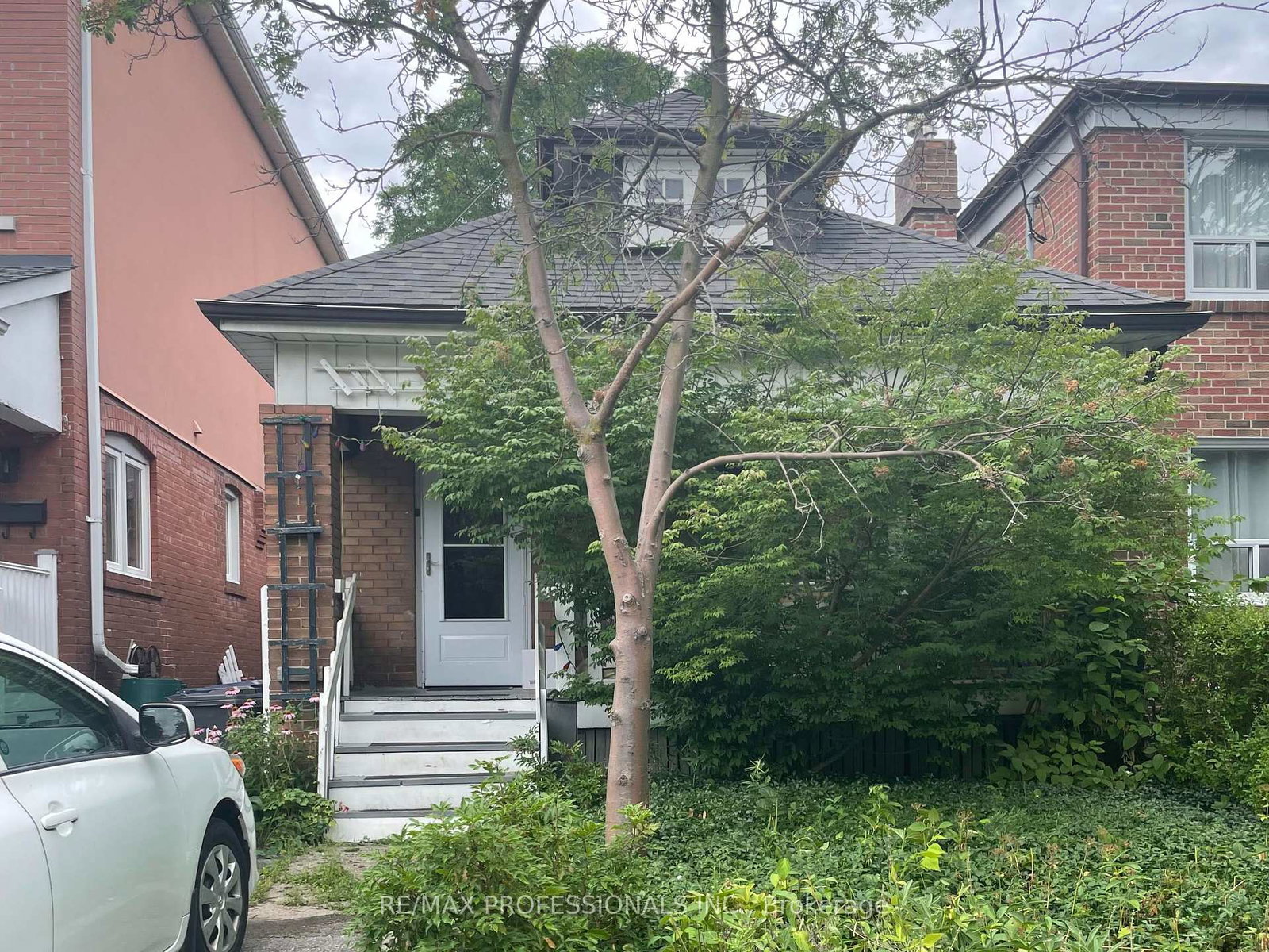 115-brookside-avenue-toronto-ontario-w12307463