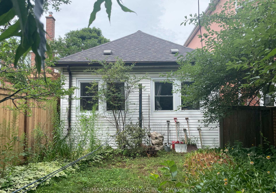 115-brookside-avenue-toronto-ontario-w12307463