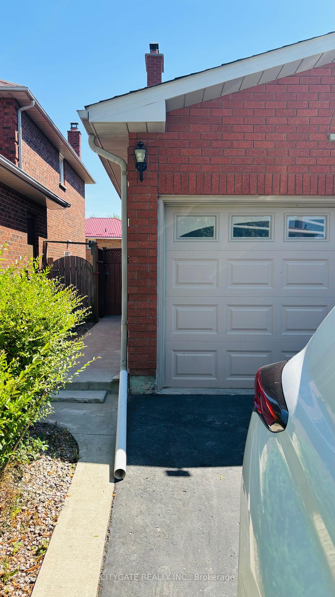 83-michigan-avenue-brampton-ontario-w12307536