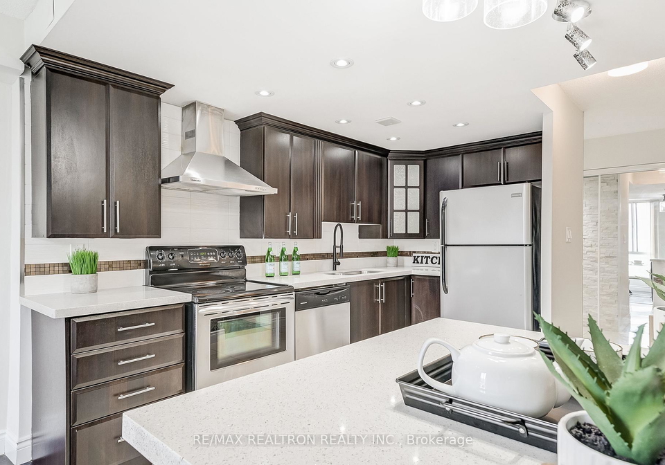 145-hillcrest-avenue-mississauga-ontario-w12307679