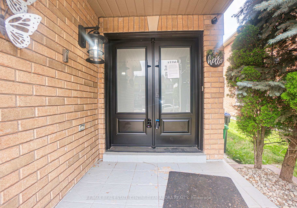 153-albright-road-brampton-ontario-w12308024