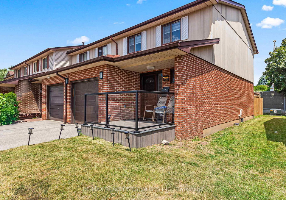 baronwood-court-brampton-ontario-w12308037