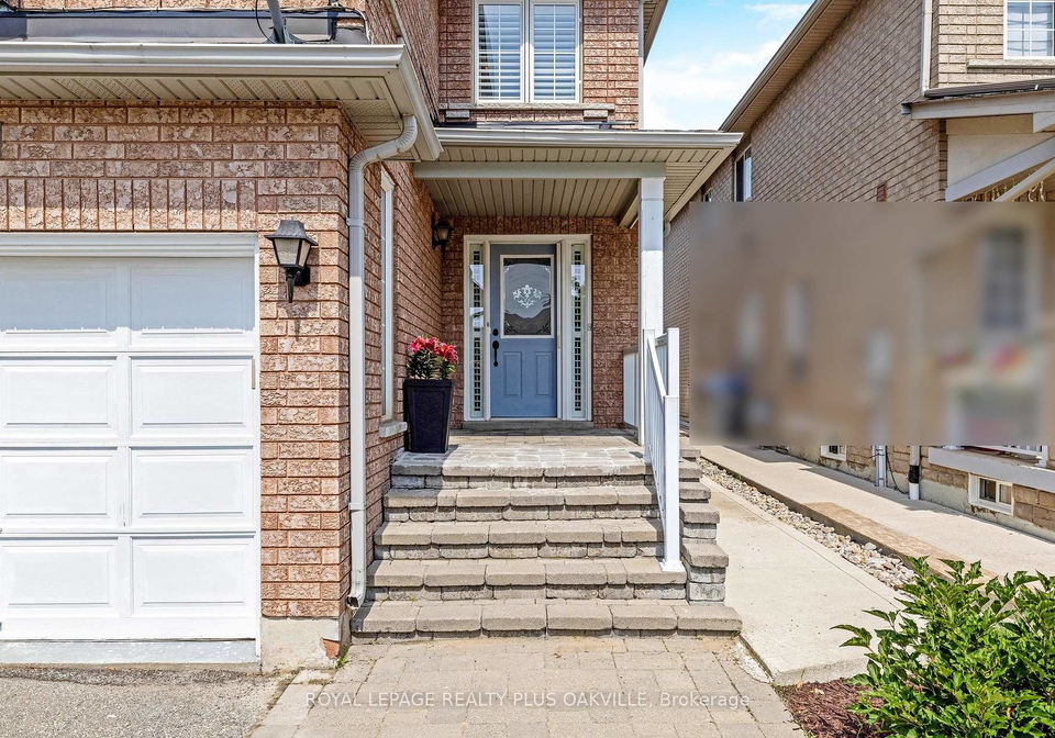 3368-crimson-king-circle-mississauga-ontario-w12308440