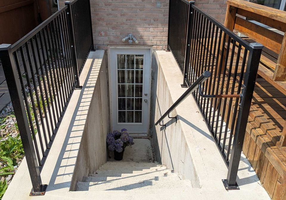 1599-samuelson-circle-mississauga-ontario-w12308685