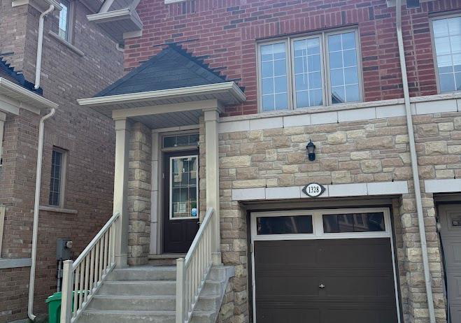 1328-granrock-crescent-mississauga-ontario-w12308789