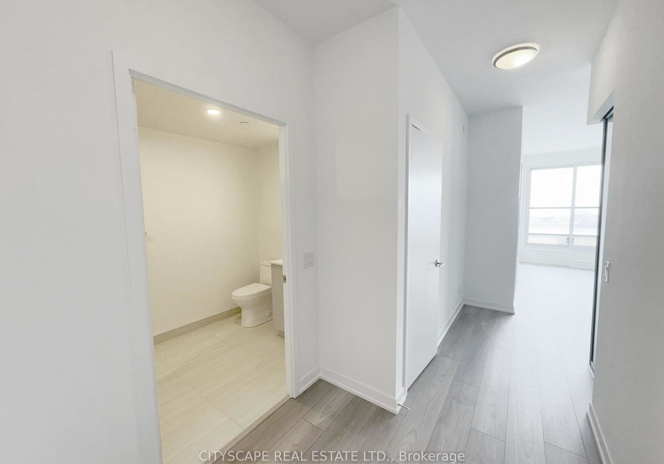 285-dufferin-street-toronto-ontario-w12309014