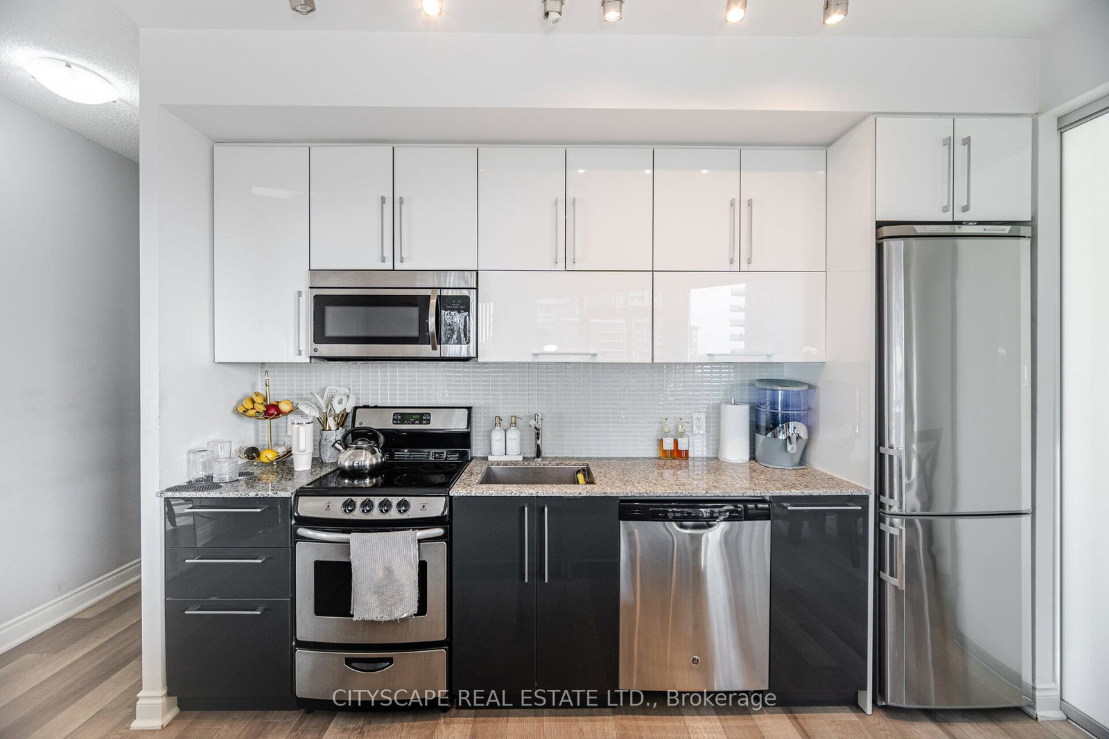 80-marine-parade-drive-etobicoke-ontario-w12309069