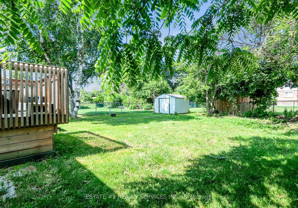 9-dowling-crescent-brampton-ontario-w12309076