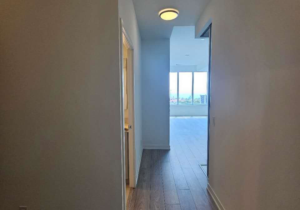 285-dufferin-street-toronto-ontario-w12309083