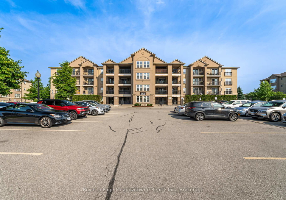 1370-main-street-e-e-milton-ontario-w12309126