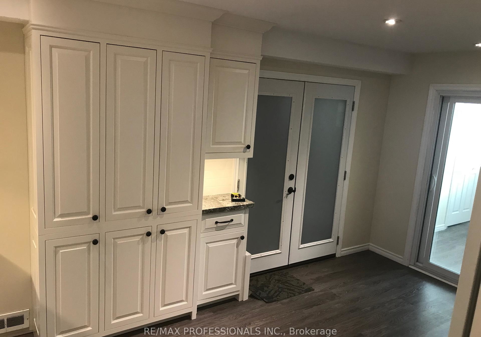 145-yorkview-drive-etobicoke-ontario-w12309705