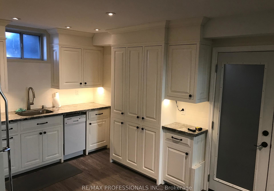145-yorkview-drive-etobicoke-ontario-w12309705