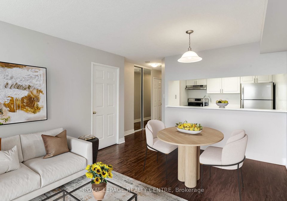 101-subway-crescent-etobicoke-ontario-w12309768