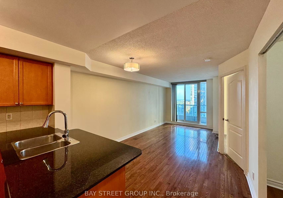 33-elm-drive-w-w-mississauga-ontario-w12310001