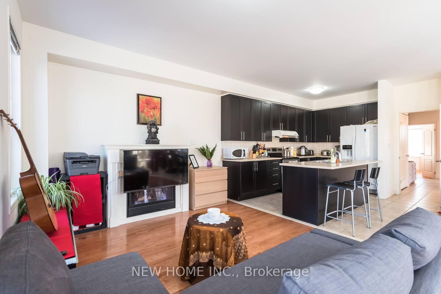 31-leitch-avenue-york-ontario-w12310015