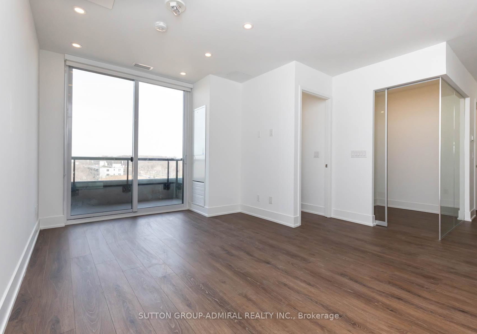3100-keele-street-york-ontario-w12310637