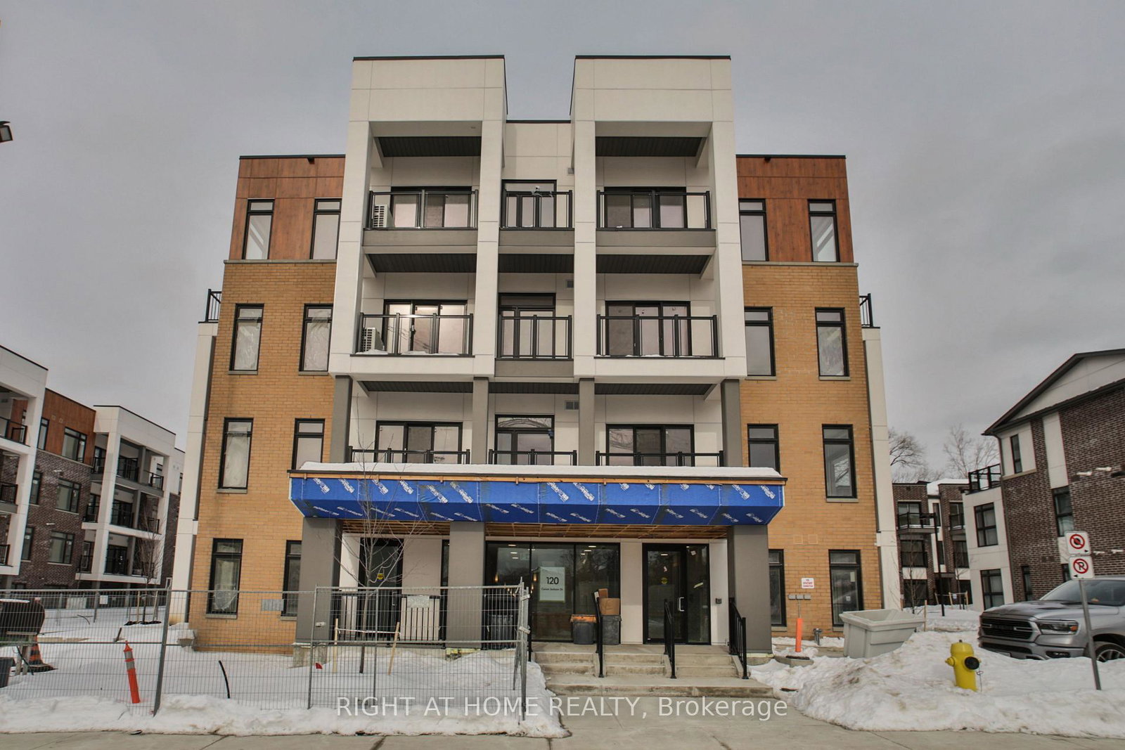 120-canon-jackson-drive-north-york-ontario-w12310801