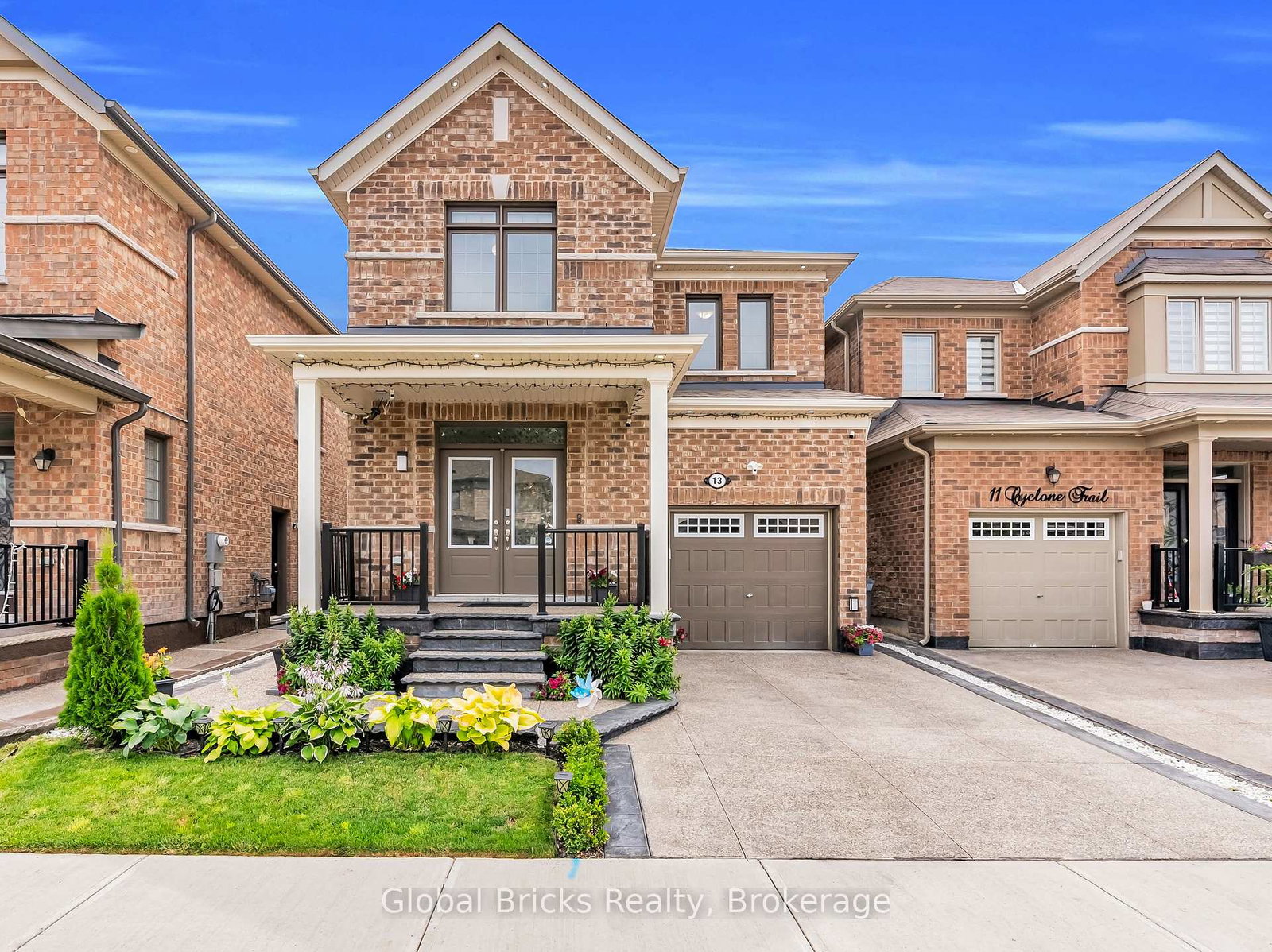13-cyclone-trail-brampton-ontario-w12310897