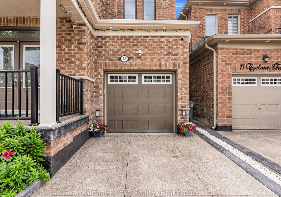 13-cyclone-trail-brampton-ontario-w12310897