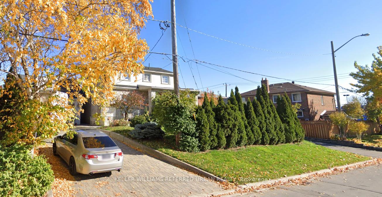 9-duval-drive-north-york-ontario-w12311000
