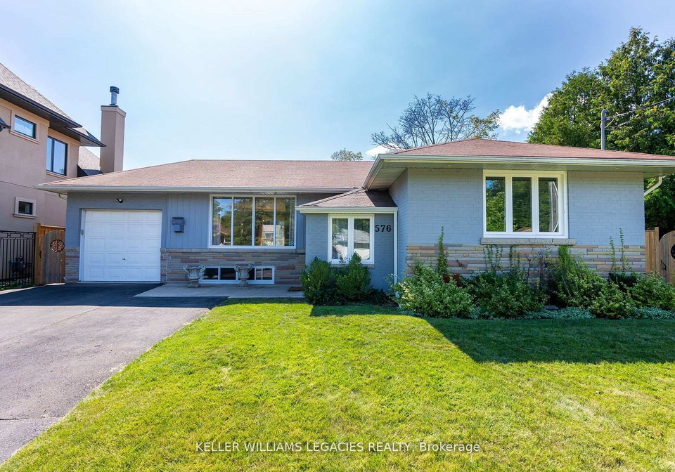 576-stephens-crescent-oakville-ontario-w12311102