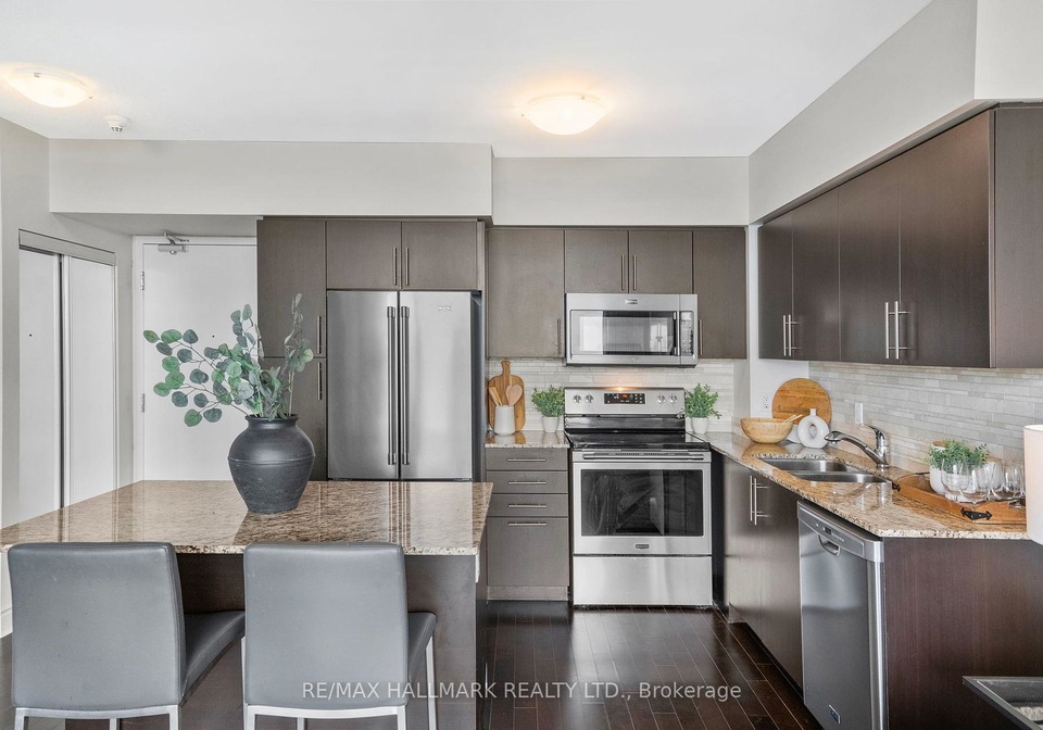 2230-lake-shore-boulevard-w-w-etobicoke-ontario-w12311134