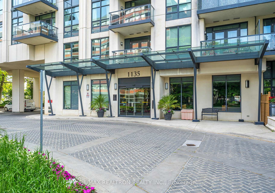 1135-royal-york-road-etobicoke-ontario-w12311536