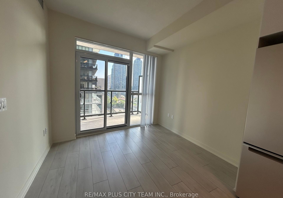 38-annie-craig-drive-etobicoke-ontario-w12311600