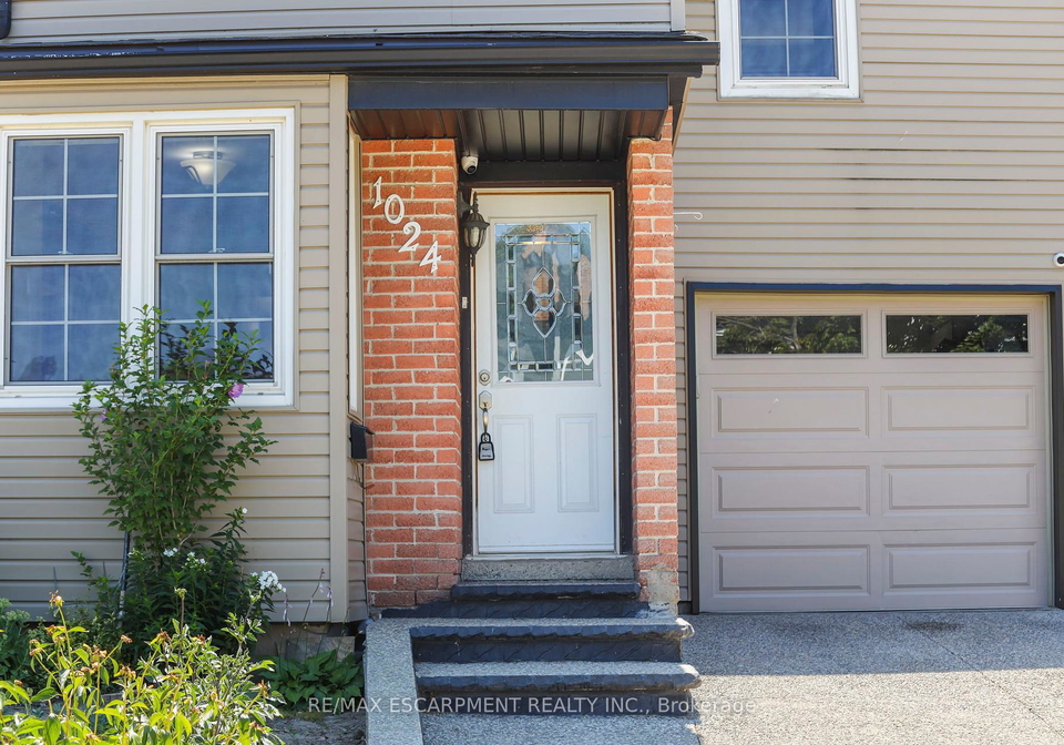 1024-zante-crescent-mississauga-ontario-w12311635