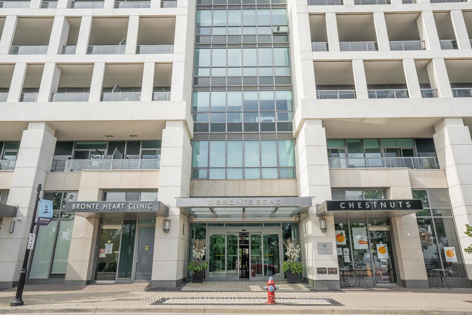 11-bronte-road-oakville-ontario-w12311979
