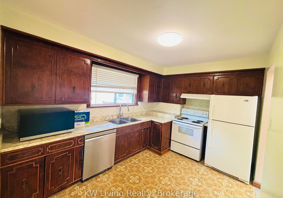 24-fletcher-place-etobicoke-ontario-w12311995