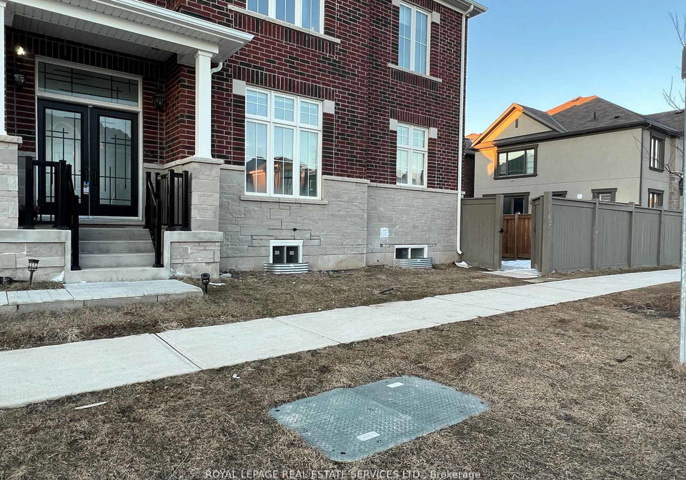 506-kennedy-circle-w-w-milton-ontario-w12312715