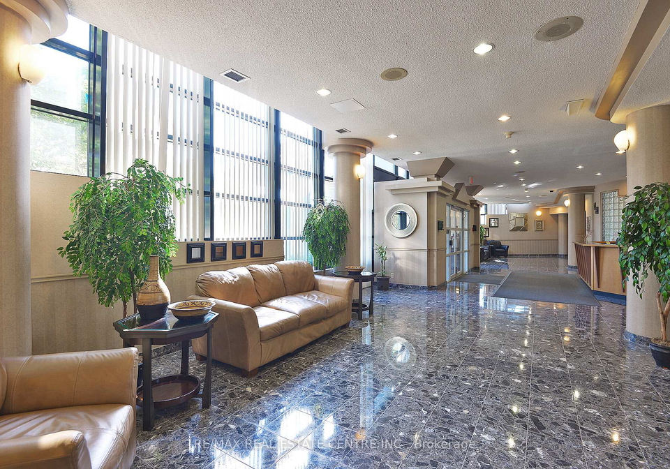 25-trailwood-drive-mississauga-ontario-w12312726