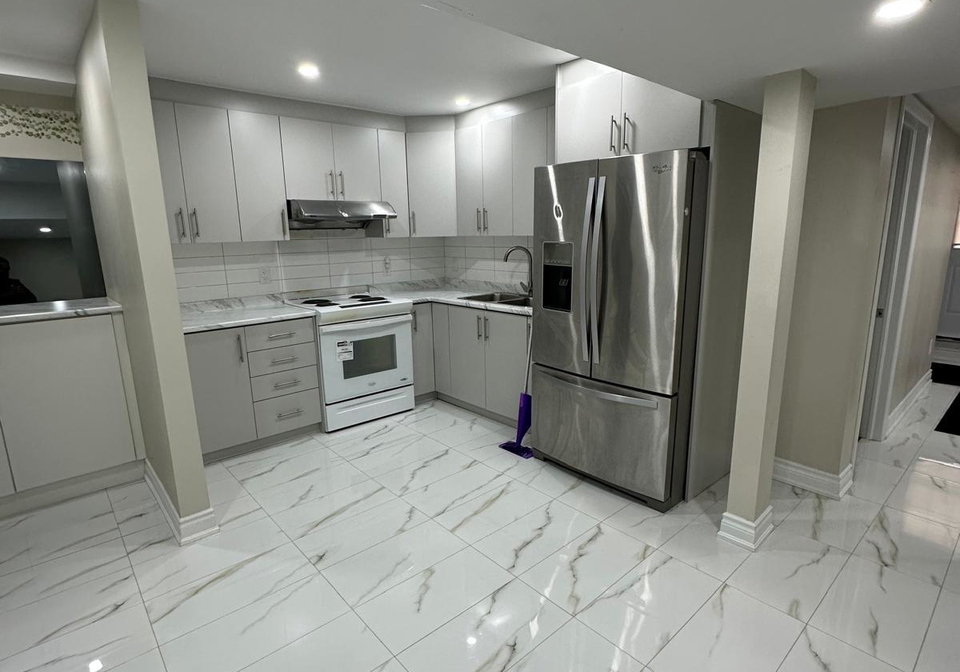 318-bessborough-drive-milton-ontario-w12312915