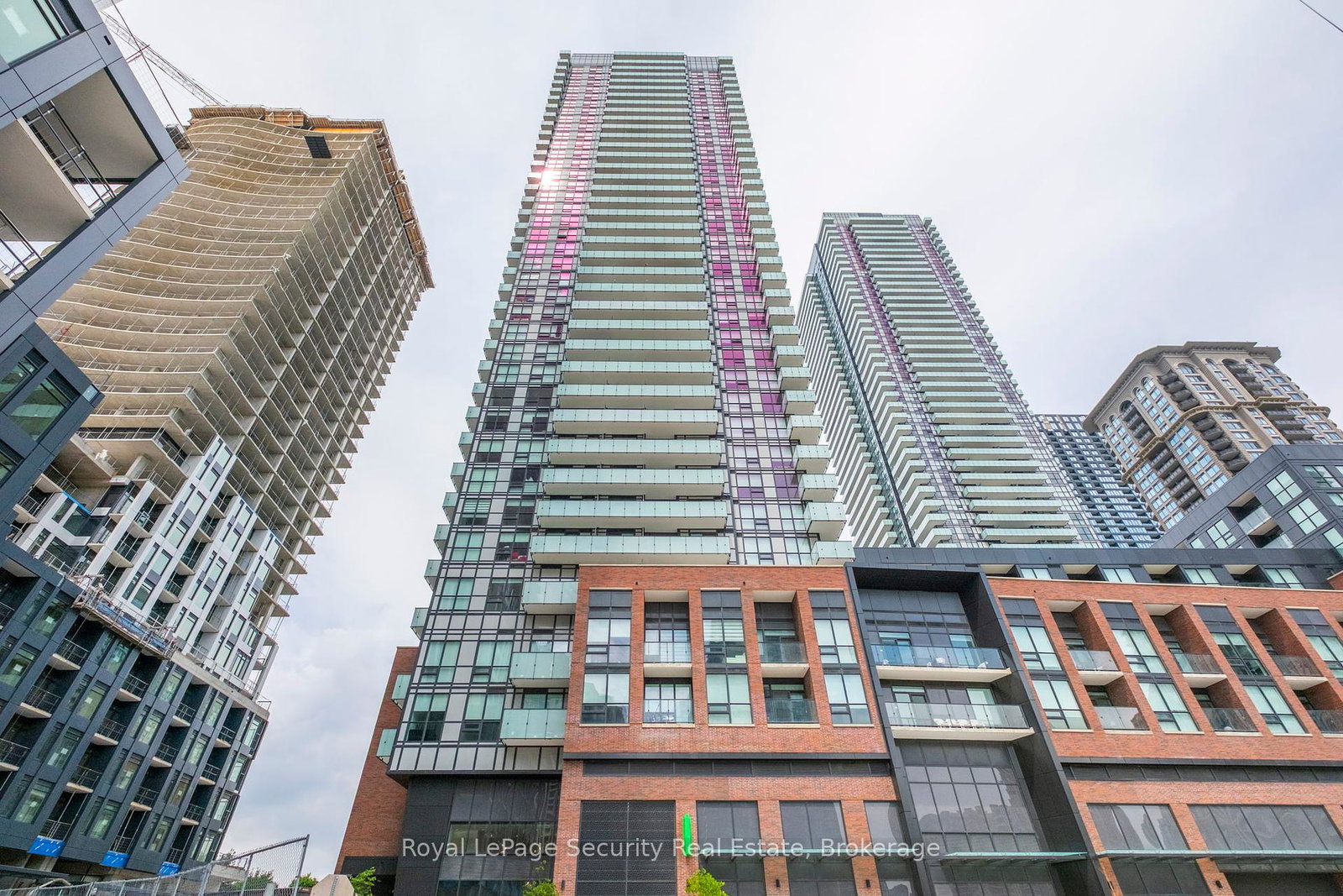 4130-parkside-village-drive-mississauga-ontario-w12312980
