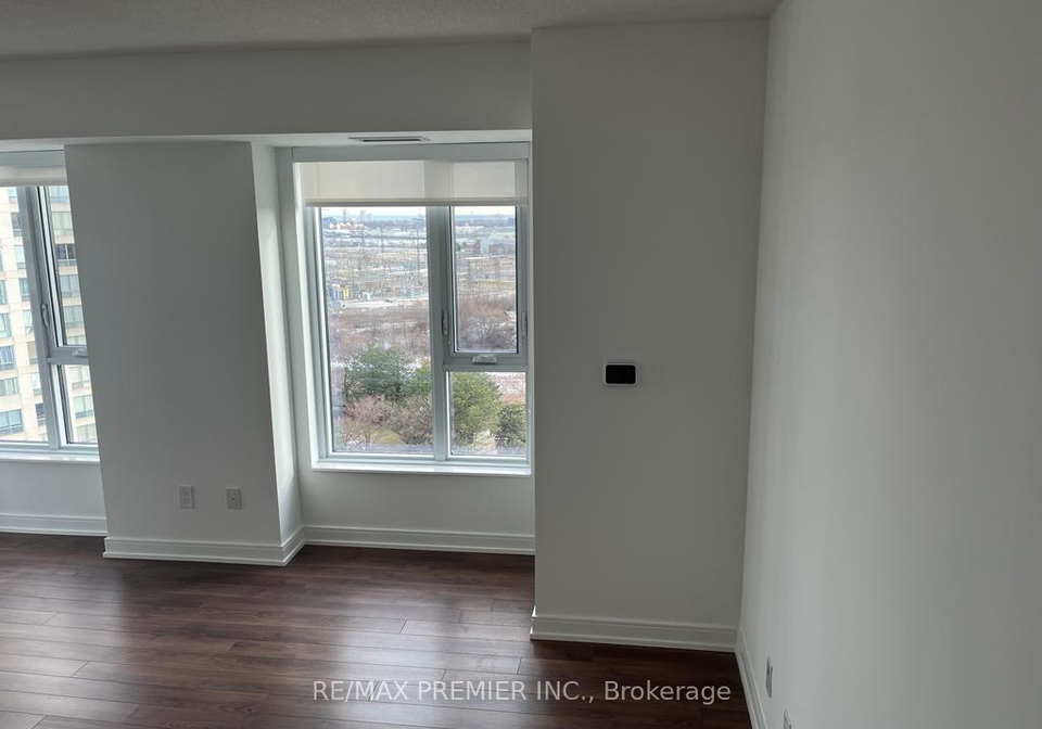 30-samuel-wood-way-etobicoke-ontario-w12313089