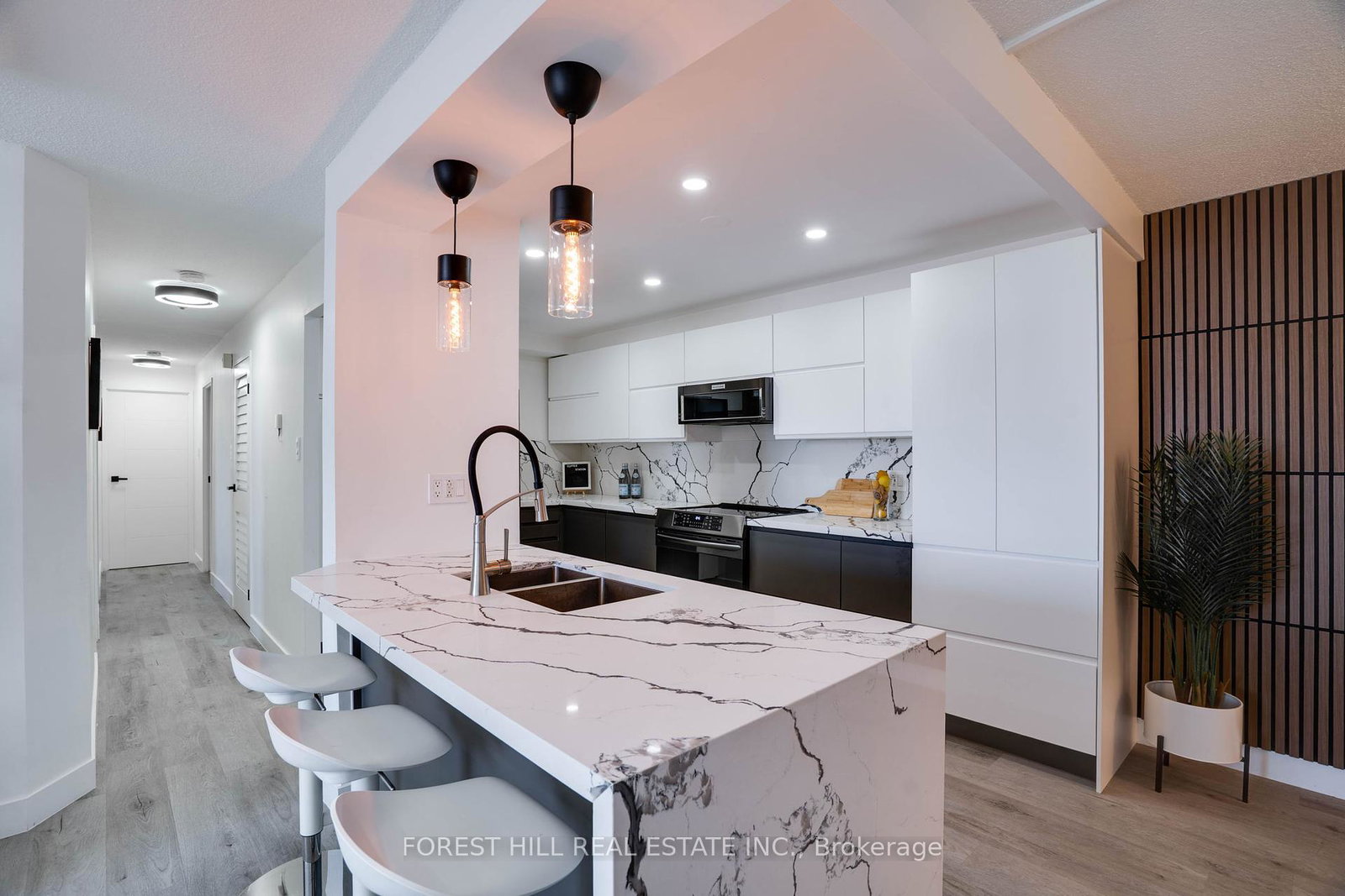 236-albion-road-etobicoke-ontario-w12313195