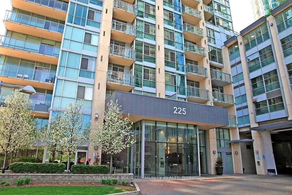 225-webb-drive-mississauga-ontario-w12313312