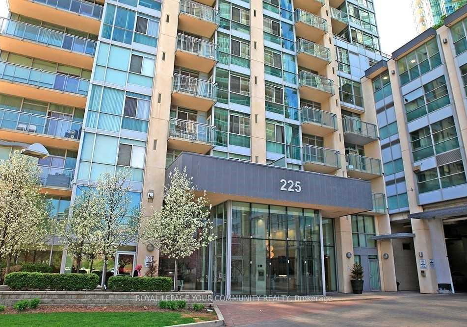 225-webb-drive-mississauga-ontario-w12313312