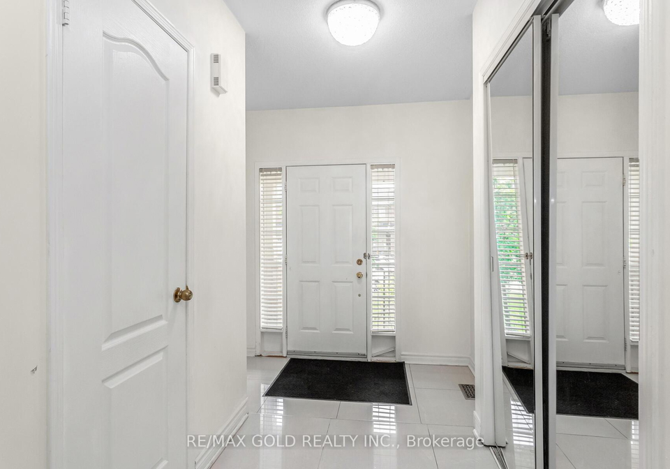 6150-windfleet-crescent-mississauga-ontario-w12313313