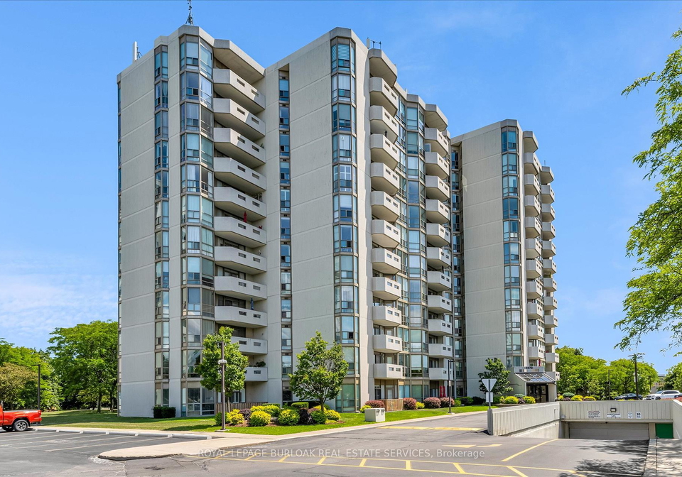 5070-pinedale-avenue-burlington-ontario-w12313325