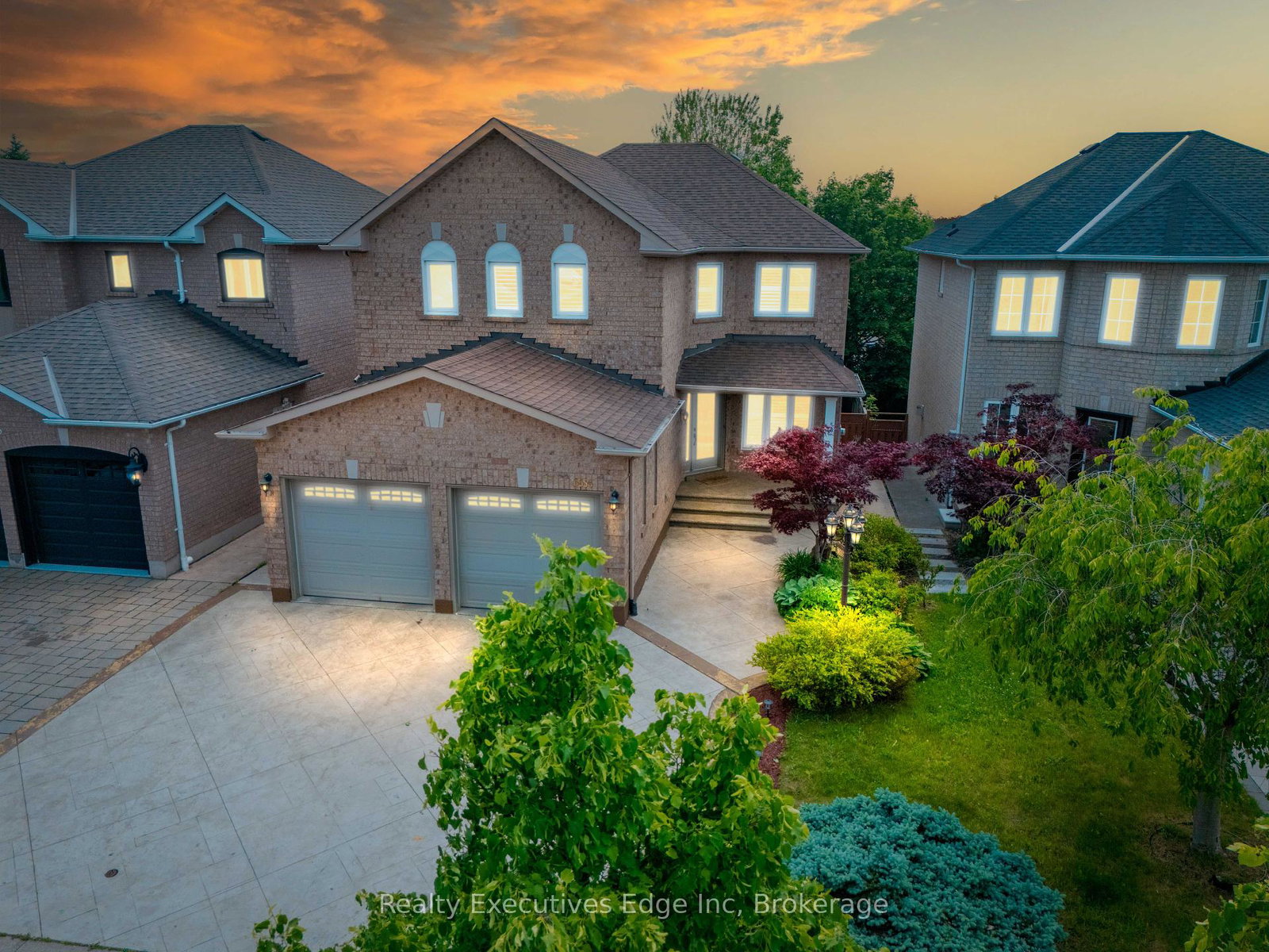 6356-newcombe-drive-mississauga-ontario-w12313594