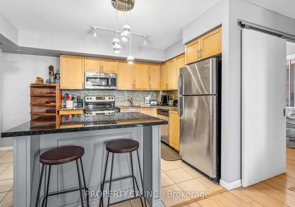 800-lawrence-avenue-north-york-ontario-w12313640