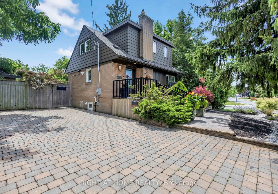 2330-parkway-drive-burlington-ontario-w12313938
