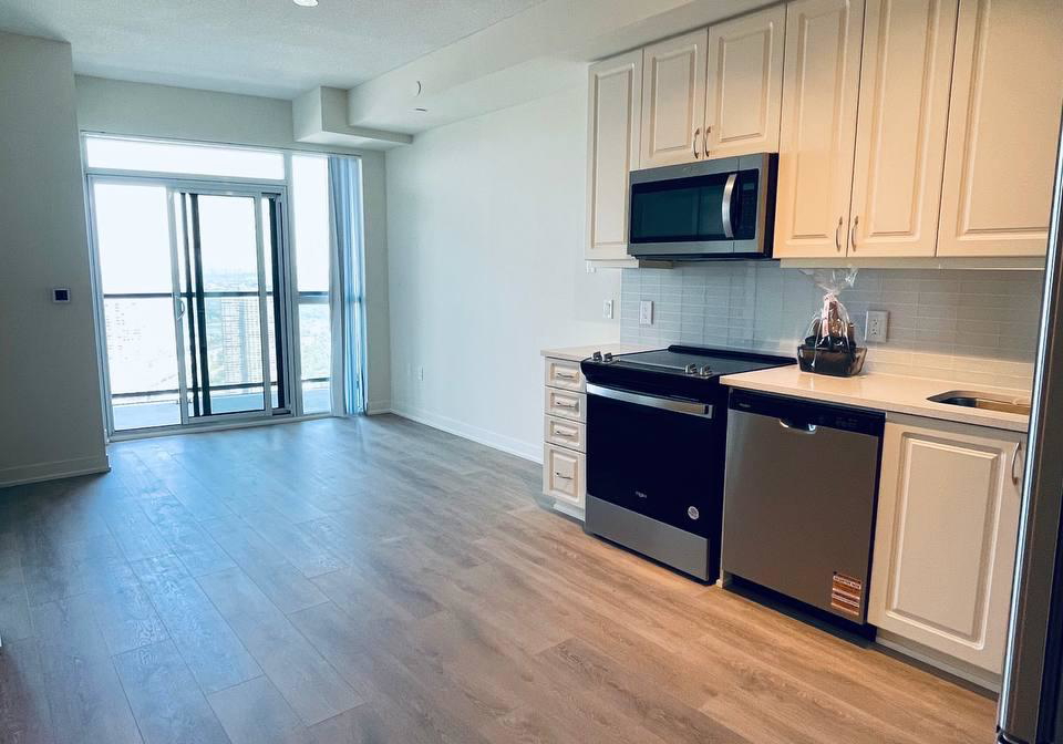 38-annie-craig-drive-etobicoke-ontario-w12313961